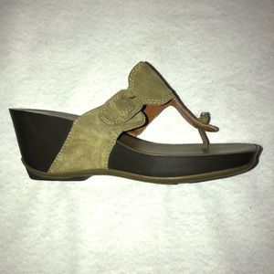 Via Spiga Army Green Wedge Shoes Size 8.5